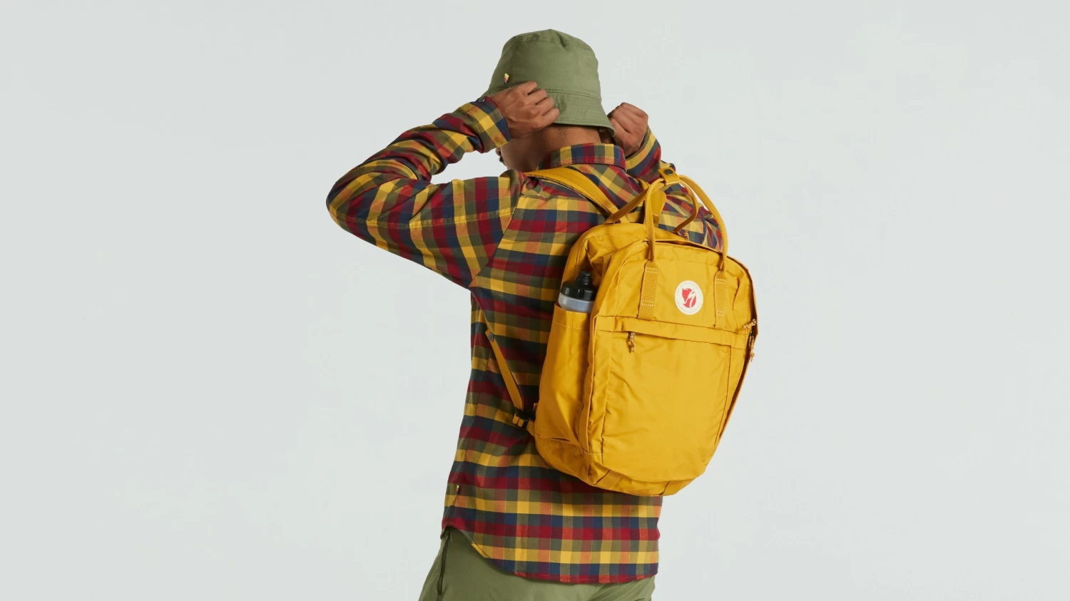 Specialized/FjAllrAven 20 Litre Cave Pack Back Pack - Ochre - Image 6
