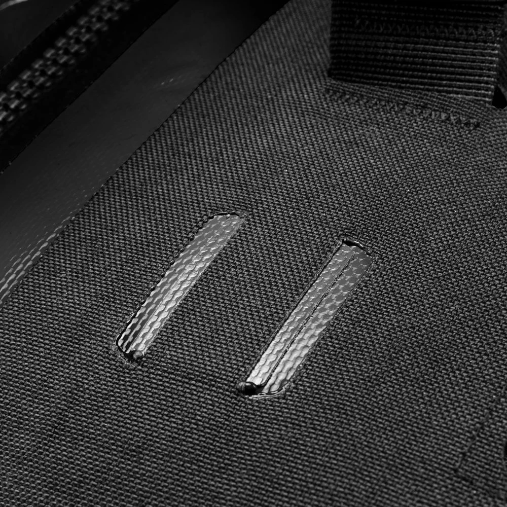 Ortlieb Duffle RS Holdall - 85 Litre - Black - Image 3