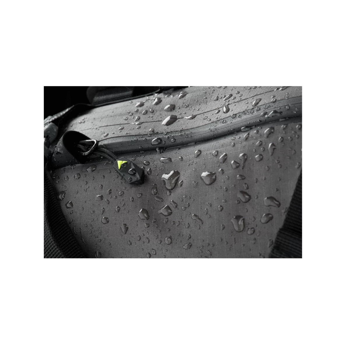 Altura Vortex 2 Waterproof Front Roll Handlebar Bag- Black - 5 Litres - Image 6