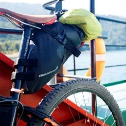 Blackburn Outpost Saddle Bag With Drybag